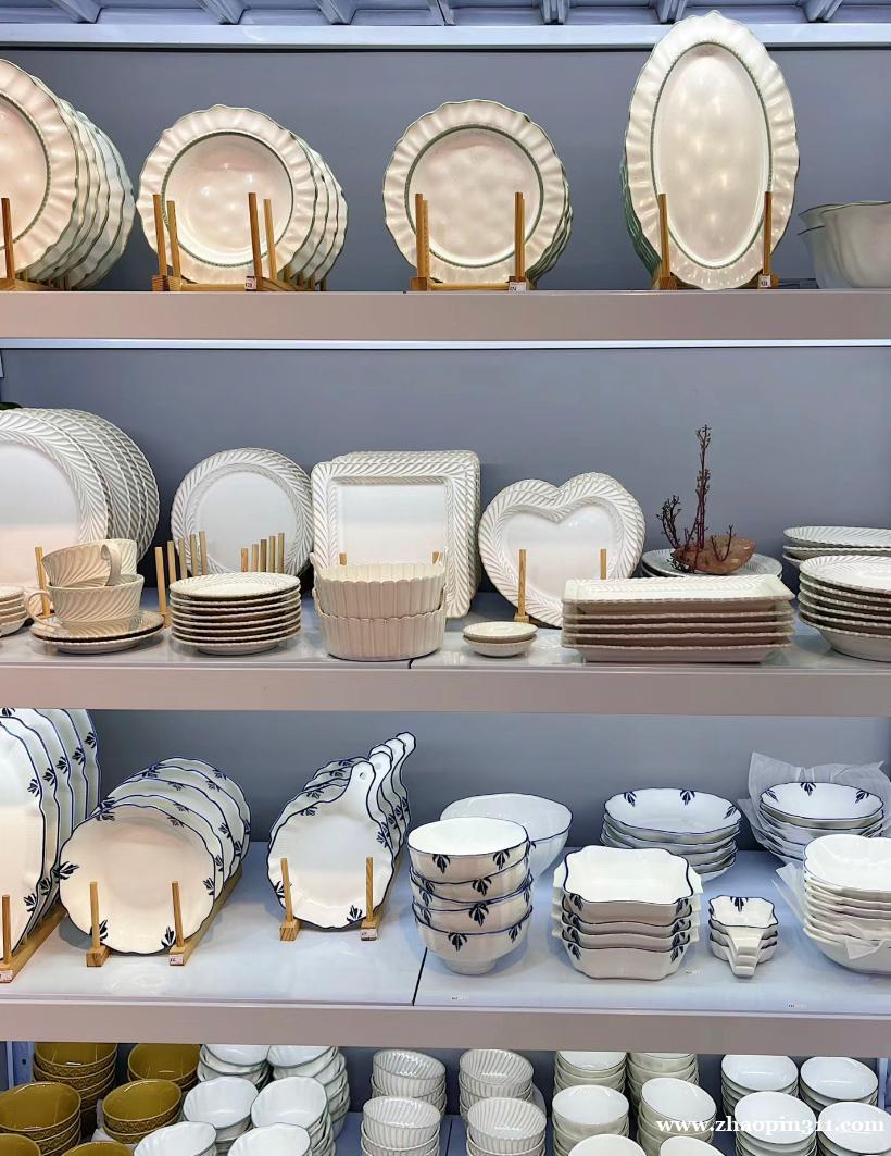 招聘陶瓷店员 招聘陶瓷店员