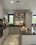 招聘负责采购，对厨房食材、家用电器、家庭日用品、的采购管理安排：负责家庭资产管理：葡萄酒各类存储，