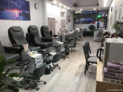 雷哥公园20年老店-指甲店出售。富人区，人口密集，靠近Marshall, Costco，餐厅， 距离