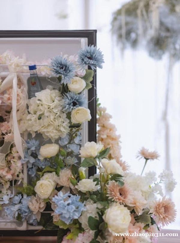 找花店销售员 前台接待 找花店销售员 前台接待