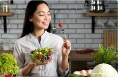 招聘中老年旗袍模特