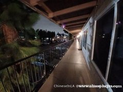 $550 Santa Ana CA 周租300ft 两床套房,可以长期续租, ,(现在至下午三月份)